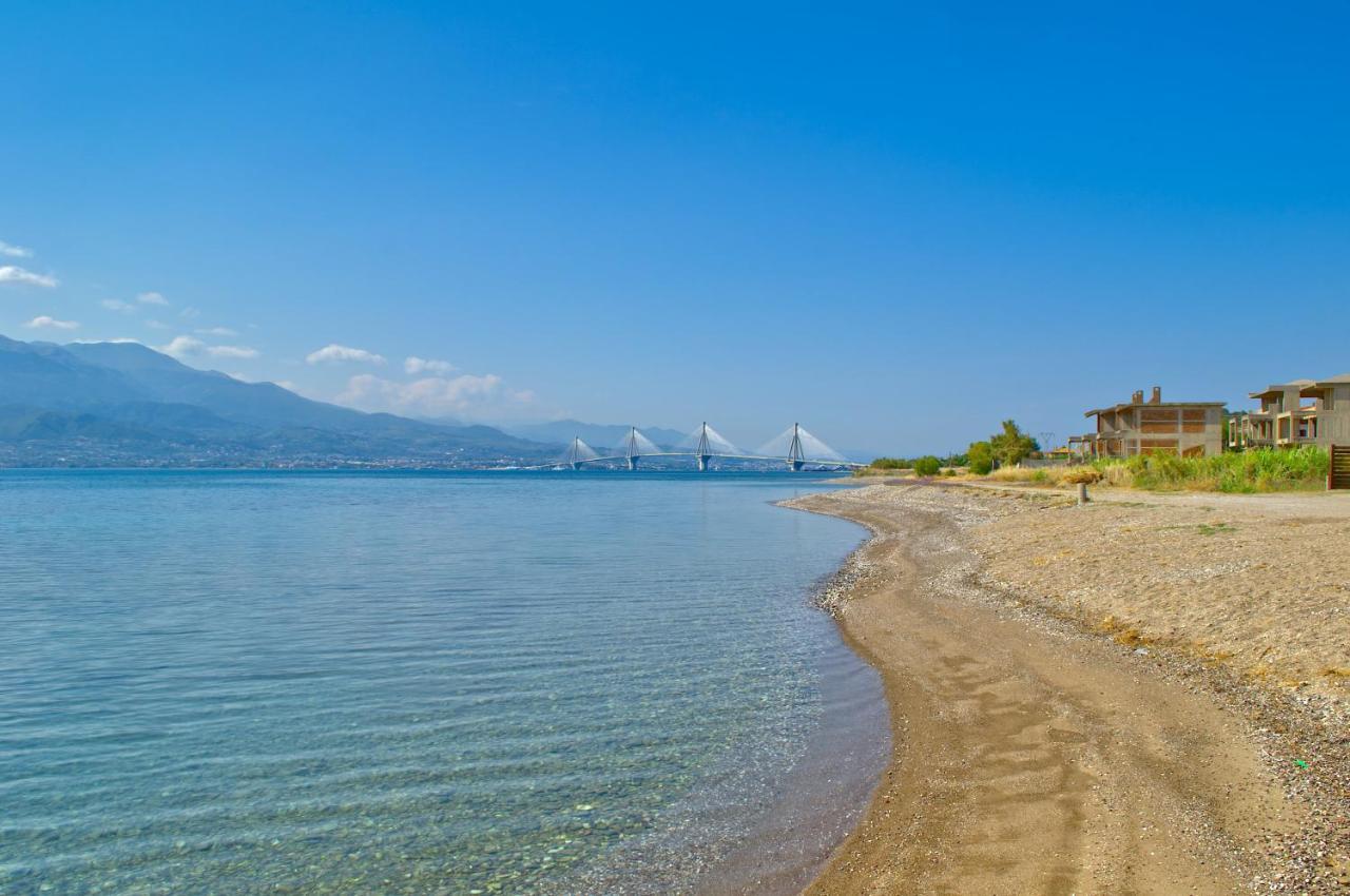 נפפקטוס Epipleon Luxury Suites -102- Δωμάτιο 45Τμ Με Βεράντα 35Τμ Μπροστά Στη Θάλασσα מראה חיצוני תמונה