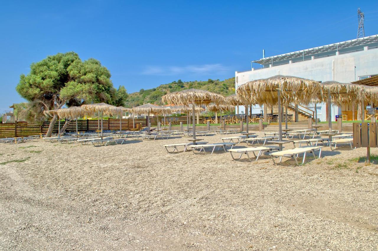 נפפקטוס Epipleon Luxury Suites -102- Δωμάτιο 45Τμ Με Βεράντα 35Τμ Μπροστά Στη Θάλασσα מראה חיצוני תמונה